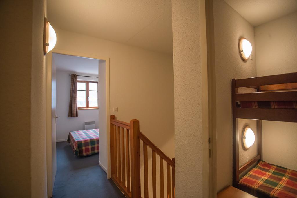 Residence Nemea Les Chalets D'Estive Cauterets Ruang foto