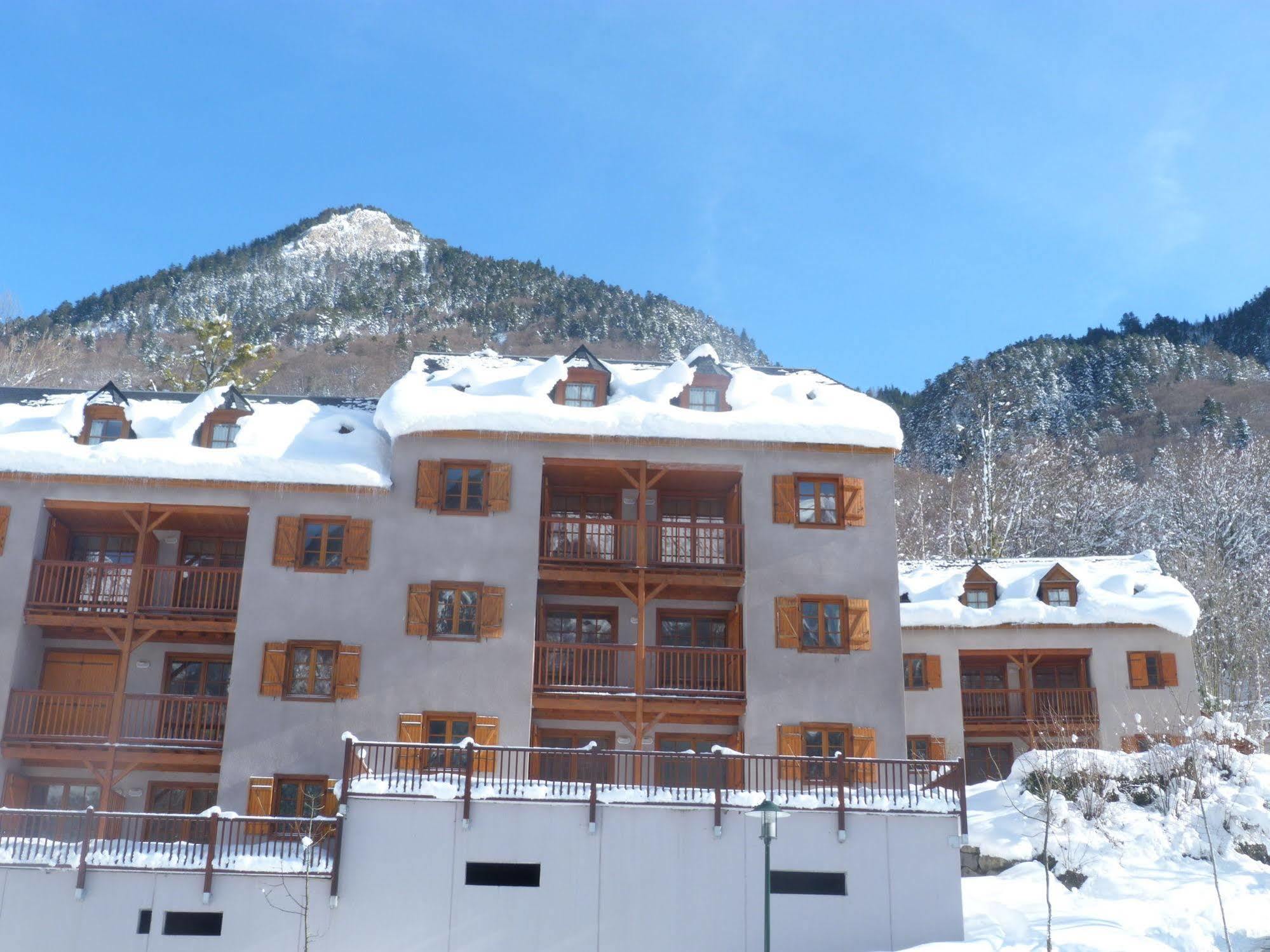 Residence Nemea Les Chalets D'Estive Cauterets Bagian luar foto